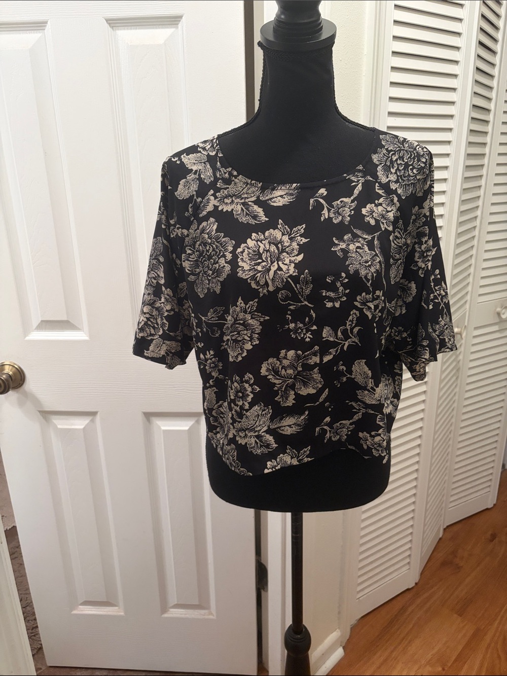House of Harlow 1960 Floral Scoop-Neck Women's Crop Top